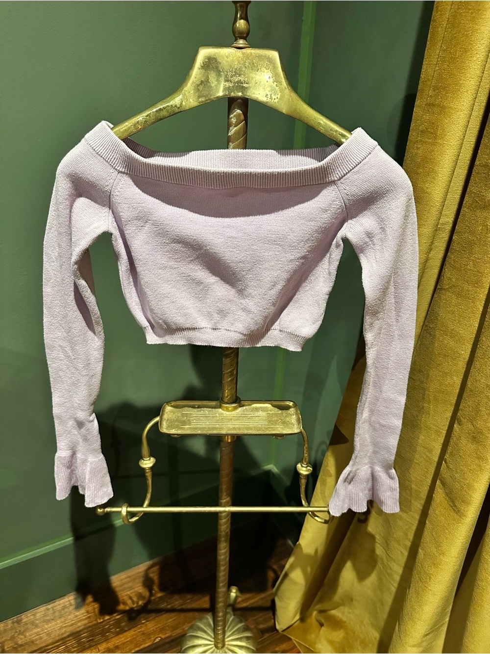 Wild Honey Off-Shoulder Cropped Knit Top in Light Lavender